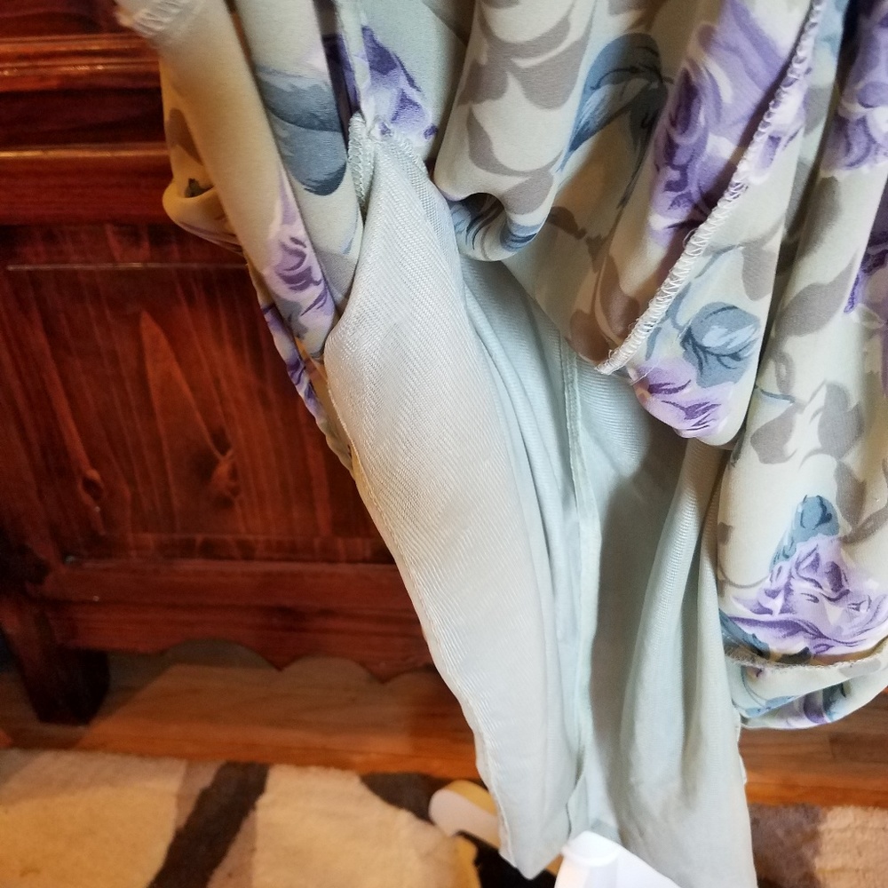 Floral sleeveless maxi dress - Picture 3 of 8